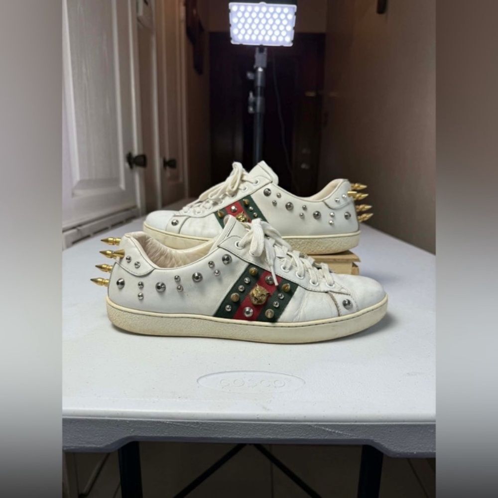 Gucci Sneakers White with Web and Studs Sz 7.5 G / US 8.5
